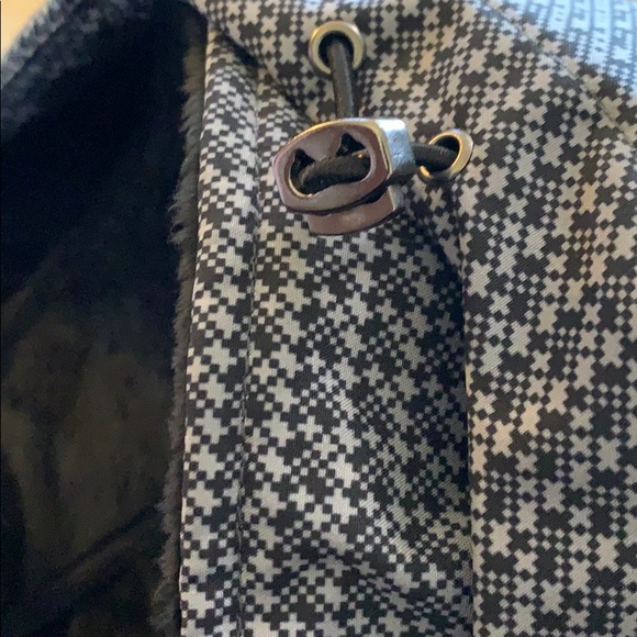 Zero posture weatherproof jacket - Picture 7 of 9